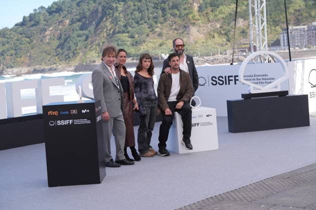 Patricia López Arnaiz and Antonio de la Torre present *Sacamantecas* at the San Sebastián Film Festival The film’s director, David P. Sanudo, and the cast, led by actors Antonio de la Torre, Patricia López Arnaiz, and Luis Callejo, during the presentation of the film *Sacamantecas* as part of the 74th San Sebastián Film Festival, on September 21, 2026, in San Sebastián, Guipúzcoa, Basque Country, Spain. The film, directed by David Pérez Sanudo and starring Antonio de la Torre and Patricia López Arnaiz, investigates the strange deaths of several women on the outskirts of Vitoria toward the end of the Third Carlist War. SEPTEMBER 21, 2026, Spain Copyright: xUnanuex 7790060