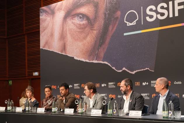 Patricia López Arnaiz and Antonio de la Torre present *Sacamantecas* at the San Sebastián Film Festival. The film’s director, David P. Sanudo, and the cast, led by actors Antonio de la Torre, Patricia López Arnaiz, and Luis Callejo, during the presentation of the film *Sacamantecas* as part of the 74th edition of the San Sebastián Film Festival, on September 21, 2026, in San Sebastián, Guipúzcoa, Basque Country, Spain. The film, directed by David Pérez Sanudo and starring Antonio de la Torre and Patricia López Arnaiz, investigates the strange deaths of several women on the outskirts of Vitoria toward the end of the Third Carlist War. SEPTEMBER 21, 2026, Spain Copyright: xUnanuex 7790066