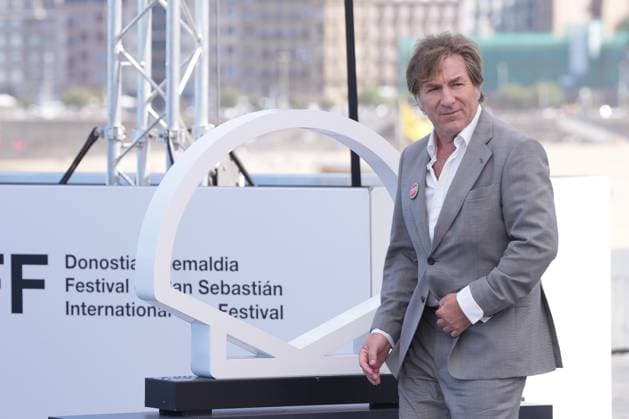 Patricia López Arnaiz and Antonio de la Torre present *Sacamantecas* at the San Sebastián Film Festival Actor Antonio de la Torre during the presentation of the film *Sacamantecas* as part of the 74th edition of the San Sebastián Film Festival, on September 21, 2026, in San Sebastián, Guipúzcoa, Basque Country, Spain. The film, directed by David Pérez Sanudo and starring Antonio de la Torre and Patricia López Arnaiz, investigates the mysterious deaths of several women on the outskirts of Vitoria toward the end of the Third Carlist War. September 21, 2026, Spain Copyright: xUnanuex 7790076