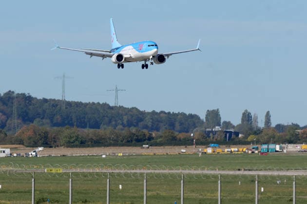 25.09.2026, xsvx, Reise, Urlaub,Wirtschaft, emwir, D-AMAG, Boeing 737-8 MAX (737 MAX 8), Baujahr: 2024, TUIfly (TUI Group), Deutschland, Hex Code: 3C6647, MSN: 44601, Besonderheit: im Mai 2024 fabrikneu an TUIfly ausgeliefert, trägt die reguläre TUI-Lackierung. Flughafen Stuttgart. Arrival Landung Stuttgart