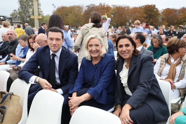 Jordan Bardella, Marine Le Pen, Laure Lavalette: Celebrities at Pope Leo XIV’s grand Mass on the Place de la Concorde in Paris on September 26, 2026. Between the Avenue des Champs-Élysées and the Place de la Concorde, 700,000 faithful and onlookers, from all corners of the globe, gathered to attend the Mass celebrated by the Holy Father. The apostolic journey, from September 25 to 28, 2026, will continue in Lourdes and Metz Jacovides Moreau Bestimage Celebrities attending the grand Mass celebrated by Pope Leo XIV at Place de la Concorde in Paris on September 26, 2026 Between the Avenue des Champs-Élysées and Place de la Concorde, 700,000 worshippers and onlookers from around the world gathered to attend the Mass celebrated by the Holy Fath Copyright: xJACOVIDES-MOREAUx xBESTIMAGExJACOVIDES-MOREAUx xBESTIMAGEx