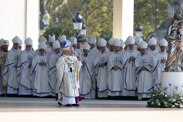 POPE S VISIT TO FRANCE PHOTOPQR OUEST FRANCE Stéphane Geufroi Paris September 26, 2026 Leon XIV begins aa historic four-day visit to France—an event for which one million people are expected. This Saturday, September 26, his visit to France included a massive Mass at Place de la Concorde attended by more than 700,000 faithful. September 25, 2026, Paris, France Pope Leo XIV is on an apostolic visit to France from September 25 to 28, 2026, Paris, France Copyright: xPHOTOPQR OUESTxFRANCE MAXPPPxStéphanexGeufroix 20260926OFR2174 20260926OFR2174