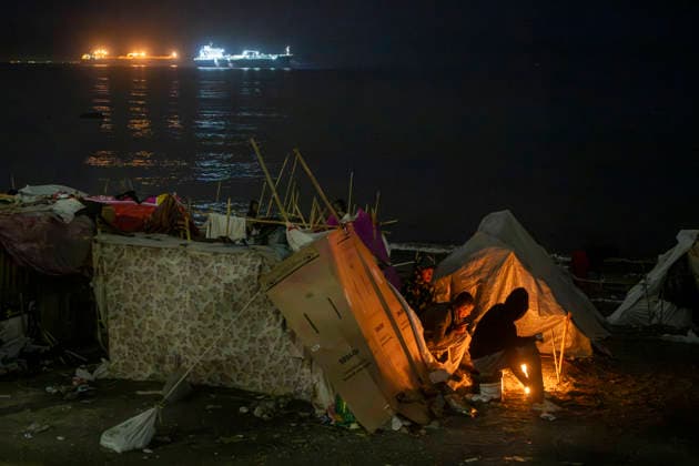 Rain Affects the Beach Settlements at El Trampolín in Ceuta; Migrants Spend the Night on the Beaches of El Trampolín and Benítez, September 28, 2026, in Ceuta, Spain. Around 3,000 migrants remain in makeshift settlements on Ceuta’s beaches following the mass influx recorded in late July. Continuous rains are flooding the ground and damaging the shacks built from reeds, plastic, cardboard, and sheets on El Trampolín Beach. SEPTEMBER 28, 2026, Ceuta, Spain Copyright: xMarcosxMorenox 7806871