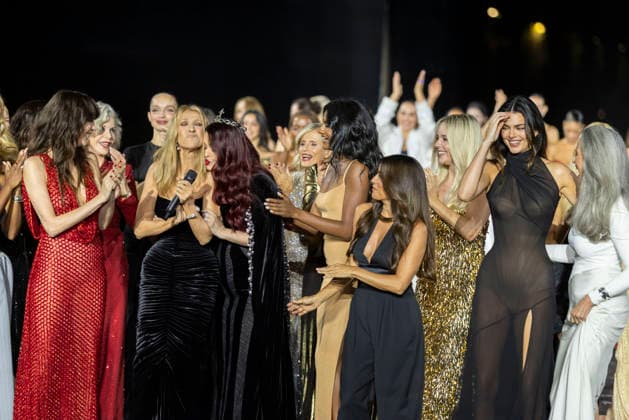Céline Dion with Heidi Klum, Aja Naomi King, Bebe Vio Grandis, Cara Delevingne, Céline Dion, Eva Longoria, Simone Ashley, Aishwarya Rai Bachchan, and Kendall Jenner – L’Oréal Paris Express Your Worth Fashion Show in Paris, France, on September 29, 2025 Olivier Borde Bestimage L’Oréal Paris Fashion Show, Express Your Worth in Paris, France, September 2025 France Copyright: xOLIVIERxBORDEx xBESTIMAGExOLIVIERxBORDEx xBESTIMAGEx