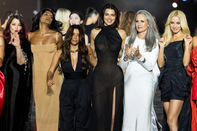 Aishwarya Rai Bachchan, Simone Ashley, Eva Longoria, Kendall Jenner, Andie MacDowell, Doukissa Nomikou – L’Oréal Paris Express Your Worth Fashion Show in Paris, France, on September 29, 2025 Olivier Borde Bestimage L’Oréal Paris Fashion Show, Express Your Worth in Paris, France, September 2025 France Copyright: xOLIVIERxBORDEx xBESTIMAGExOLIVIERxBORDEx xBESTIMAGEx