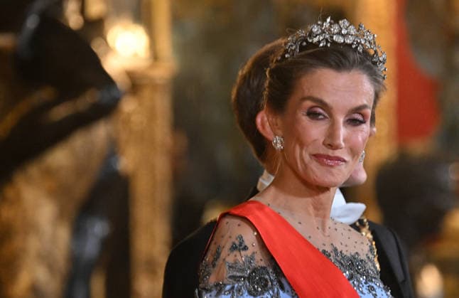 King Felipe VI of Spain, Queen Letizia of Spain, French President Emmanuel Macron, and his wife, First Lady Brigitte Macron, arrive at the gala dinner in honor of the French presidential couple at the Royal Palace in Madrid, Spain, on September 29, 2026. The French presidential couple is on a two-day official visit to Spain. Christian Liewig Bestimage King Felipe VI of Spain, Queen Letizia of Spain, French President Emmanuel Macron, and his wife, First Lady Brigitte Macron, arrive at the gala dinner in honor of the French presidential couple at the Royal Palace in Madrid, Spain, on September 29, 2026. The French presidential couple is on a two-day official visit to Spain. Madrid, Spain Copyright: xChristianxLiewigx xBestimagexChristianxLiewigx xBestimagex