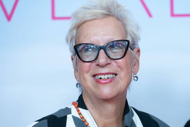 Doris DOERRIE, Dörrie, Regisseurin, Portraet, Porträt, Portrait, Angeschnittenes Einzelbild, Einzelmotiv, Roter Teppich, Red Carpet Show, Ankunft, arrival, Filmpremiere Frau Winkler verlaesst das Haus,, am 30.09.2026, in der Lichtburg in Essen,