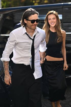 Brooklyn Beckham and his wife Nicola Peltz are back at their hotel after the Balenciaga fashion show during Paris Fashion Week on October 1, 2026. Brooklyn Beckham, who has remained estranged from his family since his 2022 wedding, is unlikely to attend the show for his mother V Beckham’s fashion house, scheduled for October 2, 2026. Pierre Perusseau Bestimage Brooklyn Beckham and his wife Nicola Peltz are back at their hotel following the Balenciaga show during PFW Fashion Week on October 1, 2026 Brooklyn Beckham, who has remained estranged from his family since his 2022 wedding, is unlikely to attend the show for his mother V Beckham’s fashion house, scheduled for October 2, 2026, in Paris, France Copyright: xPierrexPerusseaux xBestimagexPierrexPerusseaux xBestimagex