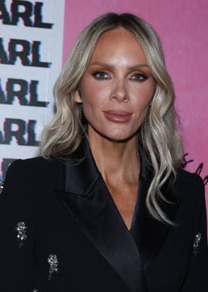 Rebecca Vallance at the Karl Lagerfeld From Paris with Love event at the Karl Lagerfeld Boutique in Paris on October 1, 2026. KARL LAGERFELD celebrates its Fall Winter 2026 campaign with Paris Hilton, Kit Butler, and NOT KARL, a new member of the House’s universe. For this private event in Saint-Germain-des-Prés, Paris Hilton will be joined by NOT KARL to mark this new chapter—an immersive experience in the world of KARL LAGERFELD, blending fashion, creativity, and the House’s legacy Denis Guignebourg Bestimage The Karl Lagerfeld x Paris Hilton party during Paris RTW Spring Summer 2027 Fashion Week on October 1, 2026, in Paris, France Paris, France Copyright: xDenisxGuignebourgx xBestimagexDenisxGuignebourgx xBestimagex