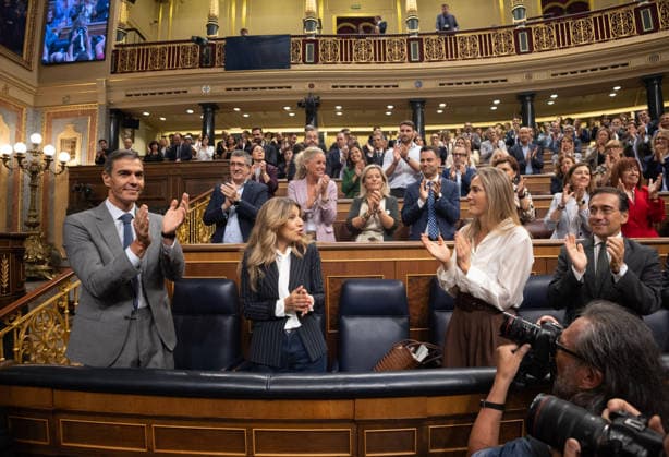 Congress Votes on Housing Decrees I D Prime Minister Pedro Sánchez, Second Vice President and Minister of Labor and Social Economy Yolanda Díaz, and the Third Vice President and Minister for Ecological Transition and the Demographic Challenge, Sara Aagesen, during a plenary session in the Congress of Deputies on October 2, 2026, in Madrid, Spain. Congress is voting today on whether to ratify or repeal the two Royal Decrees on housing issued by the government this week in the Official State Gazette (BOE). Specifically, these are Royal Decree-Law 26 of 2026, dated September 29, which adopts urgent measures to protect the social function of housing and expand the supply of affordable housing, and Royal Decree-Law 27 2026, dated September 29, Copyright: xEduardoxParrax 7814586