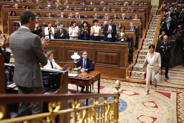 Congress Votes on Housing Decrees The Minister of Housing and Urban Agenda, Isabel Rodríguez, during a plenary session in the Congress of Deputies on October 2, 2026, in Madrid, Spain. Congress is voting today on whether to ratify or repeal the two Royal Decrees on housing issued by the government this week in the Official State Gazette (BOE). Specifically, these are Royal Decree-Law 26 2026, dated September 29, which adopts urgent measures to protect the social function of housing and expand the supply of affordable housing, and Royal Decree-Law 27 2026, of September 29, adopting urgent measures to strengthen the stability of lease agreements for primary residences. OCTOBER 2, 2026 Madrid, Madrid, Spain Copyright: xEduardoxParrax 7814636