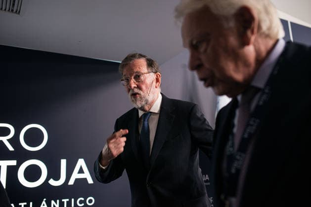 Second Day of the La Toja Vínculo Atlántico Forum: Former Prime Ministers Mariano Rajoy and Felipe González, during the La Toja Vínculo Atlántico Forum on October 2, 2026, in O Grove, Pontevedra, Galicia, Spain. The La Toja Vínculo Atlántico Forum is a renowned annual forum for debate and reflection focused on the defense of liberal democracy, the Atlantic partnership, and international cooperation. Founded in 2019 on the initiative of Josep Piqué, Amancio López Seijas, and the Hotusa Group, it brings together prominent political and business leaders, academics, and representatives of civil society on the island of La Toja. OCTOBER 2, 2026 Elena Ferná O Grove, Pontevedra, Galicia O Grove, Pontevedra, Galicia, Spain Copyright: xElenaxFernandezx 7815554