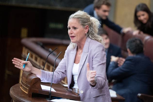 Congress Votes on Housing Decrees Montse Mínguez, spokesperson for the PSOE’s Federal Executive Committee, during a plenary session in the Congress of Deputies on October 2, 2026, in Madrid, Spain. Congress is voting today on whether to ratify or repeal the two Royal Decrees on housing issued by the government this week in the Official State Gazette (BOE). Specifically, these are Royal Decree-Law 26 2026, dated September 29, which adopts urgent measures to protect the social function of housing and expand the supply of affordable housing, and Royal Decree-Law 27 2026, of September 29, adopting urgent measures to strengthen the stability of lease agreements for primary residences OCTOBER 2, 2026 Jesús Hellí Madrid Madrid Spain Copyright: xJesusxHellinx 7815671