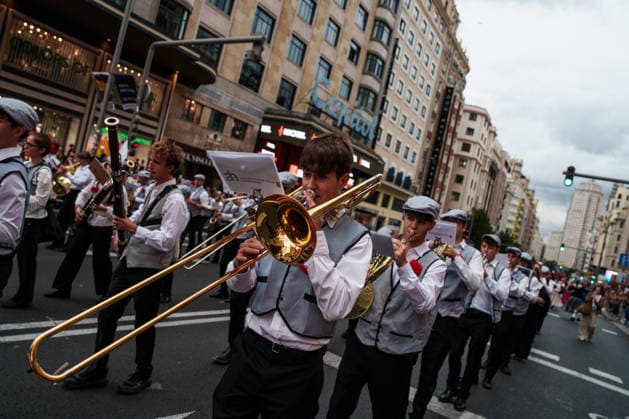 Ayuso Attends the Hispanic Heritage Parade in Madrid Hispanic Heritage Parade, October 4, 2025, in Madrid, Spain. For the third consecutive year, the Hispanic Heritage Parade wound its way down Gran Vía, with the largest display to date. Twenty countries from the Americas, plus the United States, Equatorial Guinea, the Philippines, Guam, and the Northern Mariana Islands, were the highlights of this year’s event. OCTOBER 4, 2026, Madrid, Spain Copyright: xMatiasxChiofalox 7820451