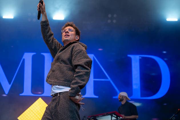 Feiern Tag der Deutschen Einheit in Bremen - Feierlichkeiten zum Tag der Deutschen Einheit 2026, Bremen, 04.10.2026 Bremen, Bürgerfest, Konzert Kamrad Bremen, Deutschland, 04.10.26: Feiern Tag der Dt. Einheit in Bremen im Marktplatz, Rathaus am 04.10.2026 in Bremen, Deutschland. (Foto von Axel Kaste), Konzert Kamrad Bremen Marktplatz, Rathaus Freie Hansestadt Bremen Deutschland