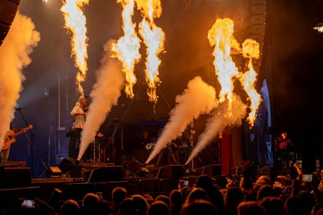 Feiern Tag der Deutschen Einheit in Bremen - Feierlichkeiten zum Tag der Deutschen Einheit 2026, Bremen, 04.10.2026 Bremen, Bürgerfest, Konzert Fersengold Bremen, Deutschland, 04.10.26: Feiern Tag der Dt. Einheit in Bremen im Marktplatz, Rathaus am 04.10.2026 in Bremen, Deutschland. (Foto von Axel Kaste), Konzert Bremen Marktplatz, Rathaus Freie Hansestadt Bremen Deutschland