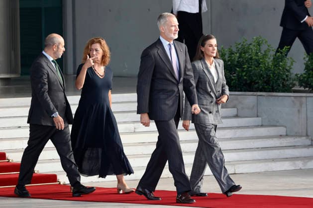 The King and Queen’s State Visit to Finland Begins I D Senate President Pedro Rollán, Congress President Francina Armengol, King Felipe VI, and Queen Letizia upon their arrival at the airport ahead of the monarchs’ state visit to Finland, on October 5, 2026, in Madrid, Spain. The state visit to Finland will take place October 5–7, with stops in Helsinki and Rovaniemi. KING AND QUEEN’S STATE VISIT, ANTONIO GUTIÉZ AIRPORT, MADRID, MADRID, SPAIN Copyright: xAntonioxGutià rrezx 7821877