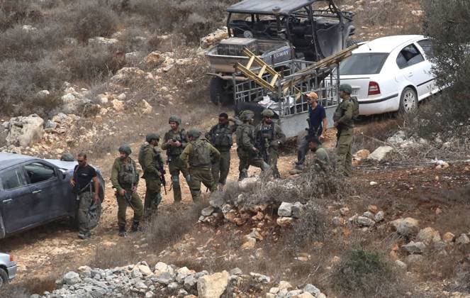 October 6, 2026, Aqraba, Palestine, State of: AQRABA, OCCUPIED WEST BANK, OCTOBER 6, 2026: Palestinian farmers come under attack by Israeli settlers while harvesting olives in the village of Aqraba, south of Nablus. Several Palestinians were wounded after settlers opened fire and assaulted farmers during the harvest, according to Palestinian reports. Israeli forces later detained a Palestinian farmer at the scene, according to information provided by the photographer. The Israeli military had not immediately commented on the reported shooting. Aqraba Palestine, State of - ZUMAq101 20261006_zna_q101_070 Copyright: xNedalxShtiehx
