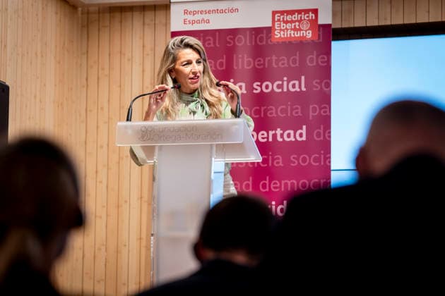 Yolanda Díaz Speaks at the Event Democracy and International Solidarity The Second Vice President of the Government and Minister of Labor and the Social Economy, Yolanda Díaz, spoke during the event Democracy and International Solidarity: The Past, a Driving Force for Building the Future, on October 6, 2026, in Madrid, Spain. The event was held to mark the 50th anniversary of the German Friedrich Ebert Foundation (Friedrich Ebert Stiftung) delegation, FES in Spain. OCTOBER 6, 2026. YOLANDA ECONOMY DEMOCRACY MINISTER LABOR ON FOOT Madrid, Spain Copyright: xA.xPÃ rezxMecax 7825147
