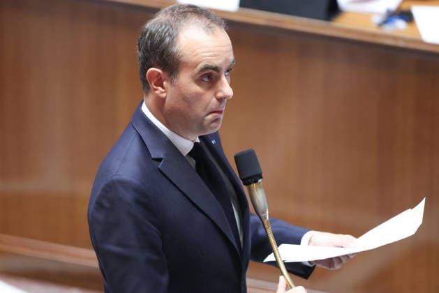AssembleÌe Nationale - QAG du 6 octobre 2026 Sà bastien Lecornu Sà ance des Questions d Actualità s au Gouvernement à l AssembleÌe Nationale à Paris, le 6 octobre 2026. Current Affairs Question Period with the Government at the National Assembly in Paris, October 6, 2026. Copyright: xFabricexChasseryx