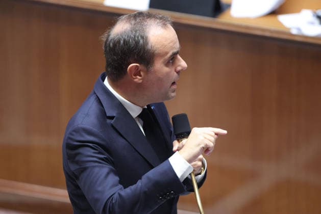 AssembleÌe Nationale - QAG du 6 octobre 2026 Sà bastien Lecornu Sà ance des Questions d Actualità s au Gouvernement à l AssembleÌe Nationale à Paris, le 6 octobre 2026. Current Affairs Question Period with the Government at the National Assembly in Paris, October 6, 2026. Copyright: xFabricexChasseryx