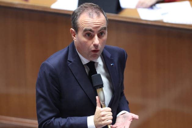 AssembleÌe Nationale - QAG du 6 octobre 2026 Sà bastien Lecornu Sà ance des Questions d Actualità s au Gouvernement à l AssembleÌe Nationale à Paris, le 6 octobre 2026. Current Affairs Question Period with the Government at the National Assembly in Paris, October 6, 2026. Copyright: xFabricexChasseryx