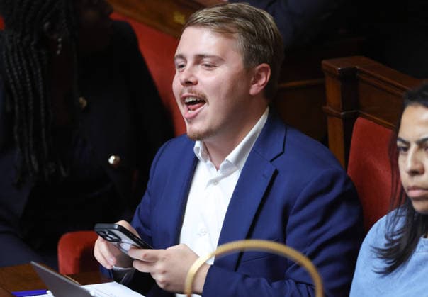 AssembleÌe Nationale - QAG du 6 octobre 2026 Louis Boyard Sà ance des Questions d Actualità s au Gouvernement à l AssembleÌe Nationale à Paris, le 6 octobre 2026. Current Affairs Question Period with the Government at the National Assembly in Paris, October 6, 2026. Copyright: xFabricexChasseryx