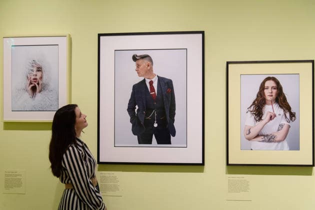 Tim Walker s Fairyland: Love and Legends Photo Call at National Portrait Gallery, London, UK - 7 October 2026 A staff member views (L-R) - Shon Faye , Joelle Taylor , Alice Oseman all by Tim Walker as part of The National Portrait Gallery s Tim Walker s Fairyland: Love and Legends Exhibition which runs from 9th October 2026 - 7th February 2027 at National Portrait Gallery in London, England, UK on Wednesday 7 October, 2026., Credit:Justin Ng Avalon UK, England, London, National Portrait Gallery Copyright: xJustinxNgx xAvalonx 1141202425