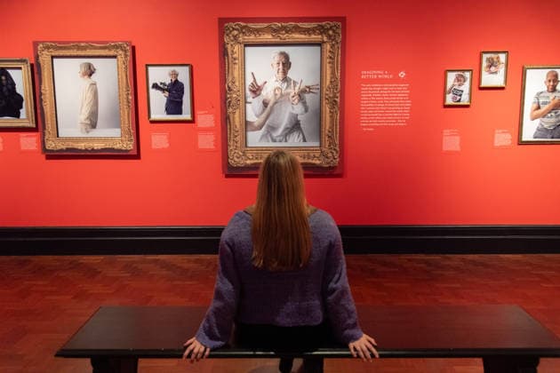 Tim Walker s Fairyland: Love and Legends Photo Call at National Portrait Gallery, London, UK - 7 October 2026 A staff member views (L-R) - Fiona Cunningham-Reid , April Ashley and Ian McKellen all by Tim Walker as part of The National Portrait Gallery s Tim Walker s Fairyland: Love and Legends Exhibition which runs from 9th October 2026 - 7th February 2027 at National Portrait Gallery in London, England, UK on Wednesday 7 October, 2026., Credit:Justin Ng Avalon UK, England, London, National Portrait Gallery Copyright: xJustinxNgx xAvalonx 1141202428