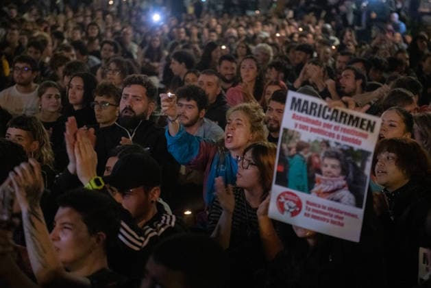Maricarmen Abascal, who became a symbol of the fight for housing after her eviction, has died. Dozens of people protested in support of Maricarmen in front of the Congress of Deputies on October 7, 2026, in Madrid, Spain. Maricarmen Abascal, who became a symbol of the housing rights movement that led to the Puerta del Sol encampment after being evicted from the home in Retiro where she had lived for 70 years, died on Wednesday, as confirmed by the Tenants’ Union. The woman had been hospitalized at Gregorio Maranón Hospital since September 23. On that day, she was carried out on a stretcher from her home on Alcalde Sainz de Baranda Street after the eviction order was enforced, despite protests from dozens of activists, and transferred to th Copyright: xFernandoxSanchezx 7827429