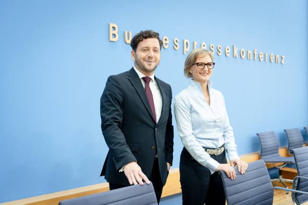 BPK, Bündnis90 Die Grünen, Franziska Brantner, Felix Banaszak Berlin, BPK, Vorstellung des Leitantrages Unser Plan für Deutschland , Franziska Brantner, Bundesvorsitzende, Felix Banaszak, Bundesvorsitzender, Bündnis90 Die Grünen Berlin Berlin GER