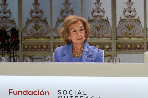 Queen Sofía Presides Over the 2026 Mapfre Foundation Social Awards Ceremony Queen Sofía during the 2026 Mapfre Foundation Social Awards ceremony at the Real Casino de Madrid on October 8, 2026, in Madrid, Spain. These awards recognize the commitment, generosity, and solidarity of individuals and institutions that have carried out outstanding initiatives for the benefit of society, to Teresa Perales, Ayúdame3D, AESLEME, and Cortijo Guadiana. QUEEN INFANTA AWARDS CASINO MAPFRE FOUNDATION Raú Madrid Madrid, Spain Copyright: xRaulxTerrelx 7828135