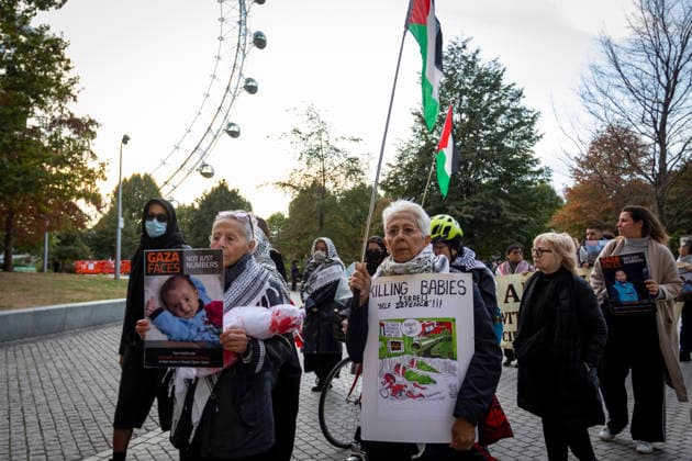 Pro-Palestine Silent Funeral Procession Central London, October 8, 2026 A pro-Palestine silent funeral procession took place in Central London, with demonstrators walking in silence to remember Palestinians killed in the conflict in Gaza. Participants carried Palestinian flags and placards, while some held a coffin and others carried effigies wrapped in burial shrouds, symbolising those killed in the conflict., Credit:Zak Irfan Avalon Copyright: xZakxIrfanx xAvalonx 1141557255