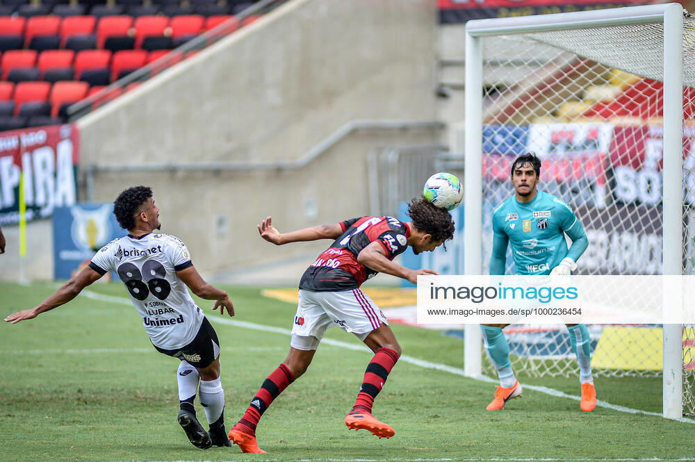 Flamengo x Ceará RIO DE JANEIRO, RJ - 10.01.2021: FLAMENGO X CEARÁ - During Flamengo x Ceará, a match valid for the Brazilian Championship, held at the Maracanã stadium, located in the city of Rio de Janeiro (RJ), this Sunday (10). (Photo: Nayra Halm Fotoarena) x2015799x NayraxHalm