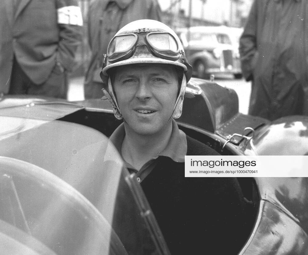 Wolfgang Graf Berghe von Trips (unser Bild vom 30.05.1958) verunglueckte am 10.9.1961 in Monza toedlich.U.B. z. von Trips in seinem Ferrari