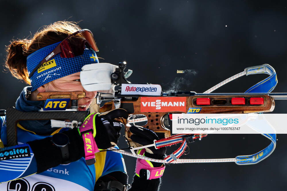 Linn Persson of Sweden at zeroing ahead of Women s 7,5 km Sprint during the IBU Biathlon World Championships on February 13, 2021 in Pokljuka. Photo: Joel Marklund BILDBYRAN kod JM JM0072 bbeng skidskytte biathlon skiskyting skidskytte-vm vm ibu world championships biathlon world championships sprint dam Sverige