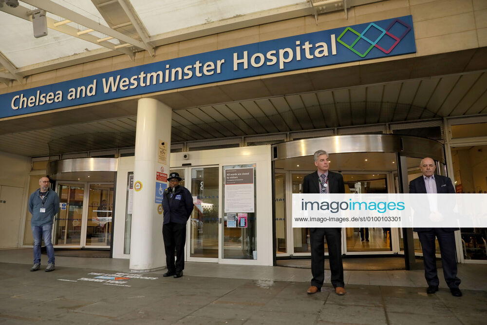 (200428) -- LONDON, April 28, 2020 (Xinhua) -- People take part in one minute s silence outside Chelsea and Westminster Hospital in London, Britain on April 28, 2020. One minute s silence was held across Britain Tuesday morning to commemorate the key workers who have died during the novel coronavirus outbreak. (Photo by Tim Ireland Xinhua) BRITAIN-LONDON-COVID-19-COMMEMORATION