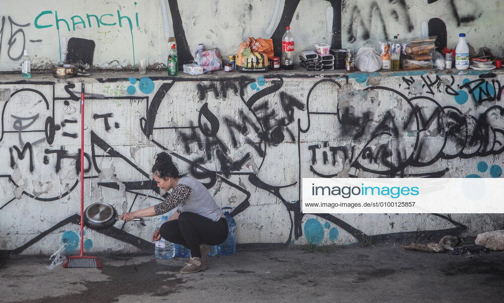 28 April 2020 (Malaga) homeless and homeless people are living and settling under bridges due to the Coronavirus crisis in Malaga in extreme poverty - ZUMAc161 20200428_zap_c161_058