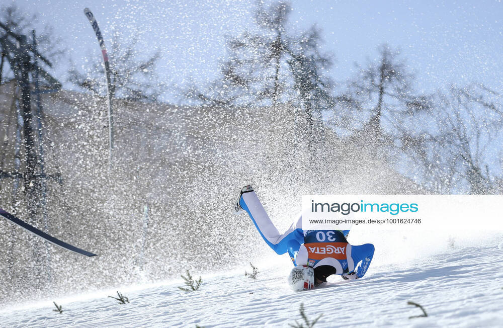 KW12 SKI FLYING - FIS WC Planica PLANICA,SLOVENIA,25.MAR.21 - NORDIC SKIING, Ski jumping, Skispringen, Ski, nordisch SKI FLYING - FIS World Cup. Image shows Daniel Andre Tande (NOR). Keywords: crash. GEPAxpictures Klansek