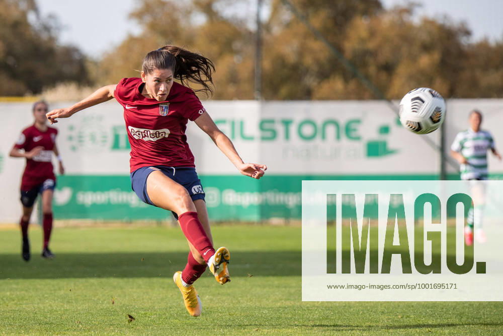Valeria Paula of Torreense during the women s LIGA BPI game between Sporting and Torreense at Estadio Aurà lio Pereira in Lisbon, Portugal Liga BPI - Sporting v Torreense