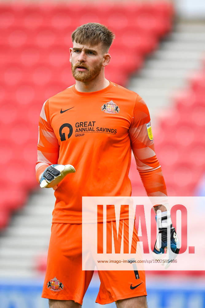 Sunderland v Northampton Town EFL Sky Bet League 1 09 05 2021. Lee Burge ( 1) of Sunderland AFC during the EFL Sky Bet League 1 match between Sunderland AFC and Northampton Town at the Stadium Of Light, Sunderland, England on 9 May 2021. Editorial use only DataCo restrictions apply See www.football-dataco.com ,