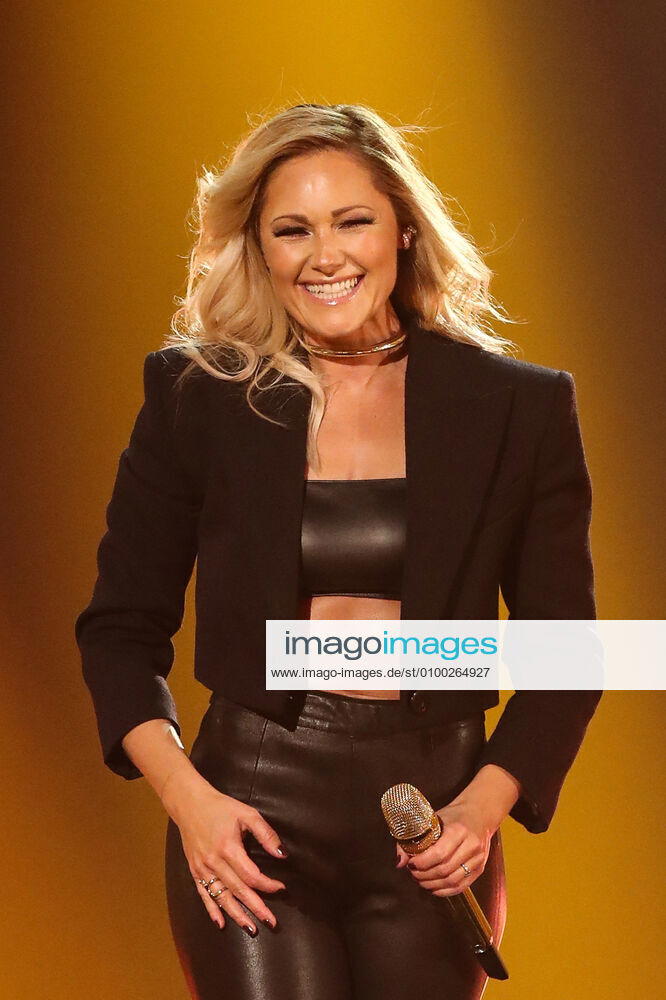 Saengerin Helene Fischer (GER) - ARD Liveshow Schlagerbooom 2019 aus der Westfalenhalle in Dortmund - Fotografiert am 02.11.2019