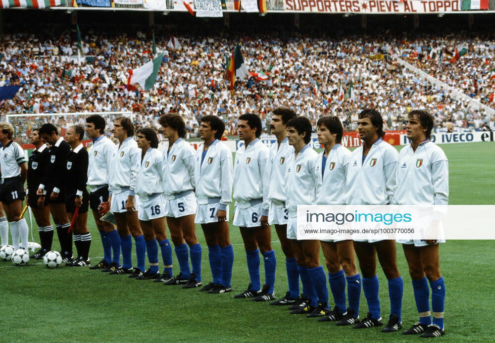 Italien - Deutschland Spanien, Madrid, 11.07.1982, Fussball, FIFA WM 1982 in Spanien, Finale, Italien - BRD Deutschland (DFB) (3:1): Team Italien v.l. Dino Zoff, Francesco Graziani, Bruno Conti, Fulvio Collovati, Gaetano Scirea, Claudio Gentile, Giuseppe Bergomi, Paolo Rossi, Gabriele Oriali, Antonio Cabrini, Marco Tardelli.