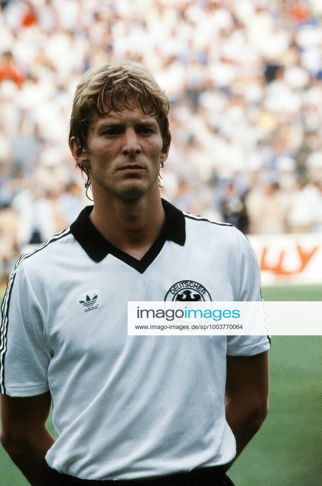Italien - Deutschland Spanien, Madrid, 11.07.1982, Fussball, FIFA WM 1982 in Spanien, Finale, Italien - BRD Deutschland (DFB) (3:1): Karlheinz Förster (Deutschland).