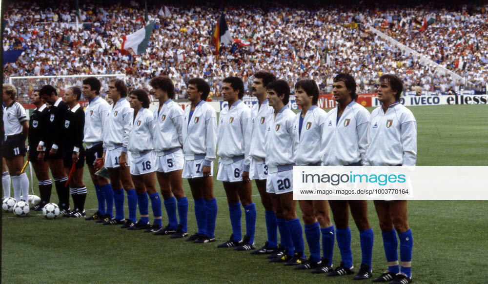Italien - Deutschland Spanien, Madrid, 11.07.1982, Fussball, FIFA WM 1982 in Spanien, Finale, Italien - BRD Deutschland (DFB) (3:1): Team Italien v.l. Dino Zoff, Francesco Graziani, Bruno Conti, Fulvio Collovati, Gaetano Scirea, Claudio Gentile, Giuseppe Bergomi, Paolo Rossi, Gabriele Oriali, Antonio Cabrini, Marco Tardelli.