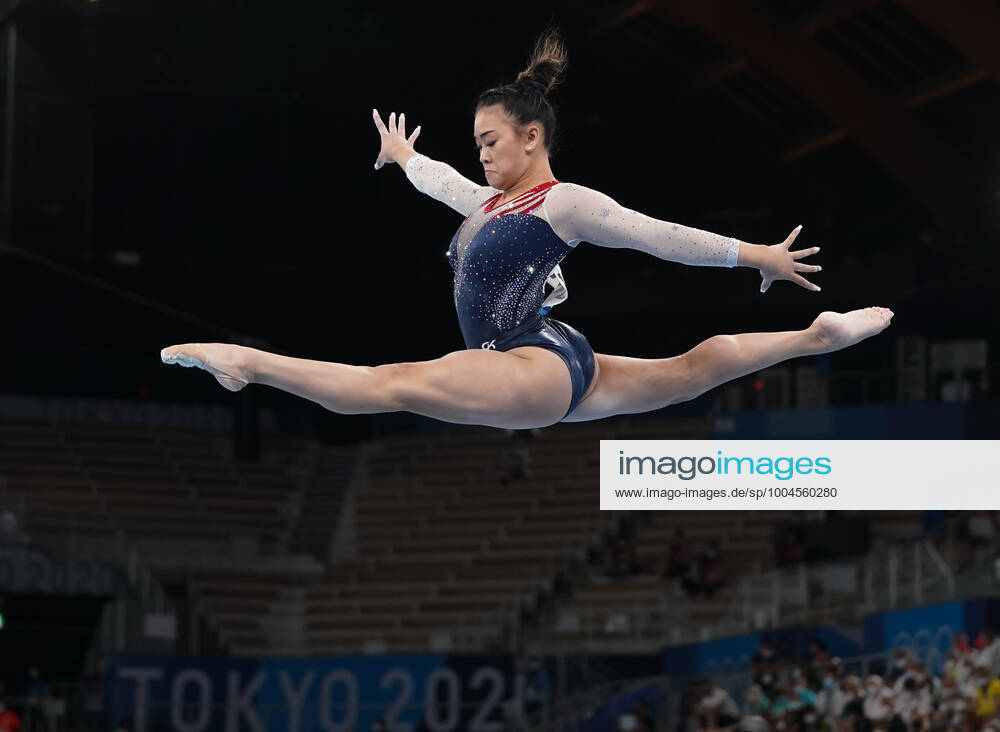 (210729) -- TOKYO, July 29, 2021 -- Sunisa Lee of the United States competes in the balance beam competition of the artistic gymnastics women s all-around final at the Tokyo 2020 Olympic Games, Olympische Spiele, Olympia, OS in Tokyo, Japan, July 29, 2021. ) (TOKYO2020)JAPAN-TOKYO-OLY-ARTISTIC GYMNASTICS-WOMEN S ALL-AROUND ChengxMin