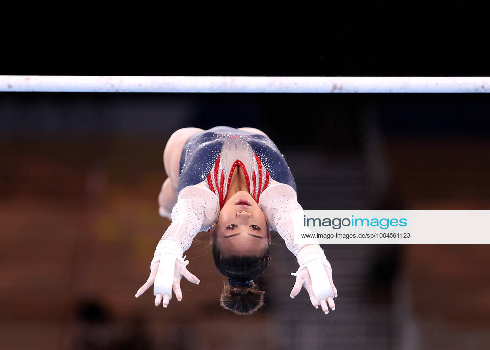 (210729) -- TOKYO, July 29, 2021 -- Sunisa Lee of the United States competes in the uneven bars competition of the artistic gymnastics women s all-around final at the Tokyo 2020 Olympic Games, Olympische Spiele, Olympia, OS in Tokyo, Japan, July 29, 2021. ) (TOKYO2020)JAPAN-TOKYO-OLY-ARTISTIC GYMNASTICS-WOMEN S ALL-AROUND CaoxCan