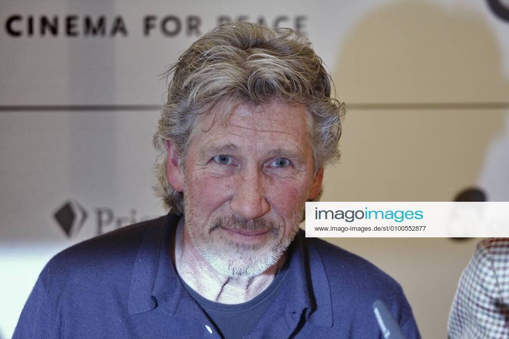 8 PK: Roger Waters (Gründer Pink Floyd und Autor the Wall), Cinema for Peace im Berliner Hotel Adlon, Schauspieler, Musik, Kino, Berlin Deutschland, Germany