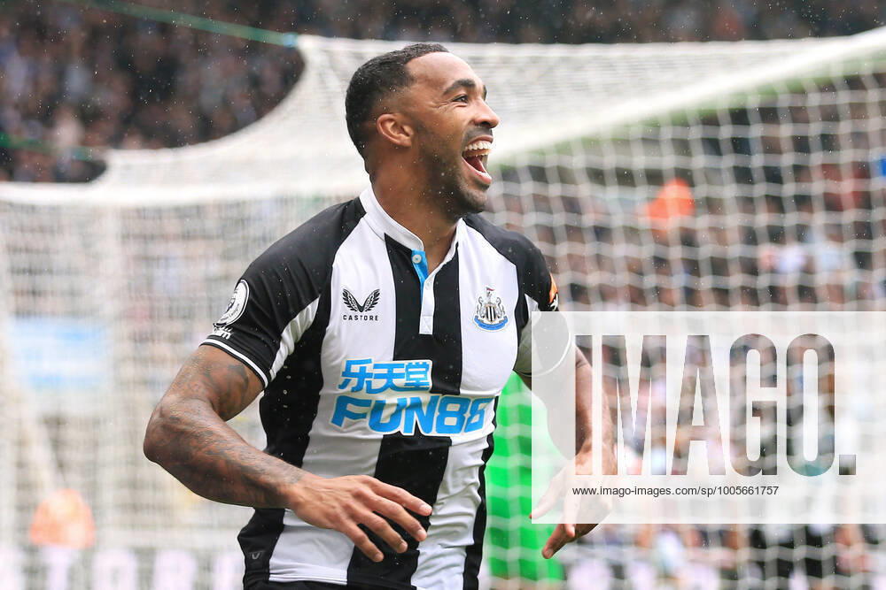 Football - Premier League - Newcastle United v West Ham United 15th August 2021 - Premier League - Newcastle United v West Ham United - Callum Wilson of Newcastle United celebrates after scoring their 1st goal - Photo: Simon Stacpoole Offside. Newcastle-upon-Tyne UK
