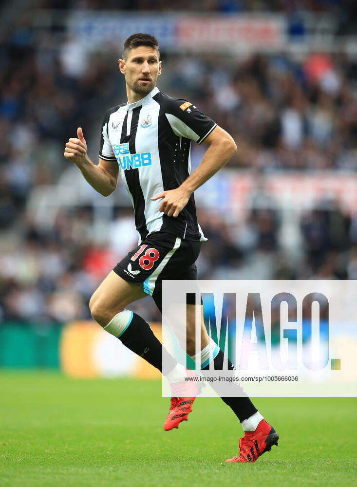 Football - Premier League - Newcastle United v West Ham United 15th August 2021 - Premier League - Newcastle United v West Ham United - Federico Fernandez of Newcastle - Photo: Simon Stacpoole Offside. Newcastle-upon-Tyne England UK
